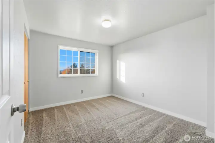 Second upstairs bedroom.