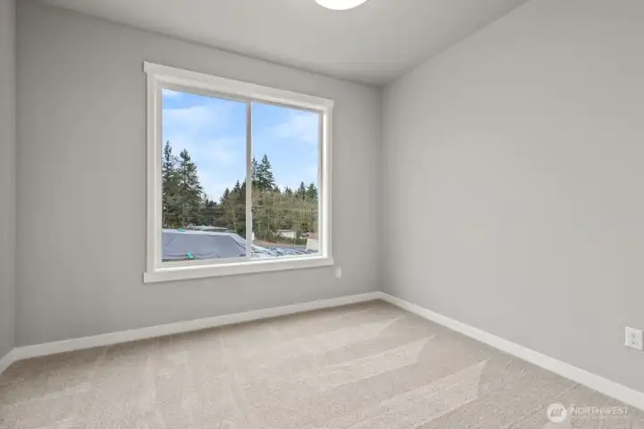 Photographs are for illustrative purposes only. Features, finishes, interior/exterior colors, landscaping and floorplan shown may vary from actual homes built.