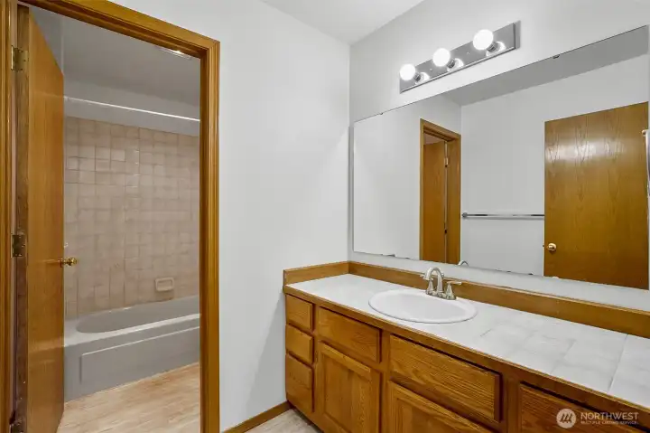 Main floor full bathroom.