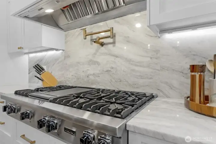 Feels a little like a High-End Appliance Showroom :)