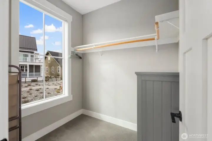 Walk-in primary closet