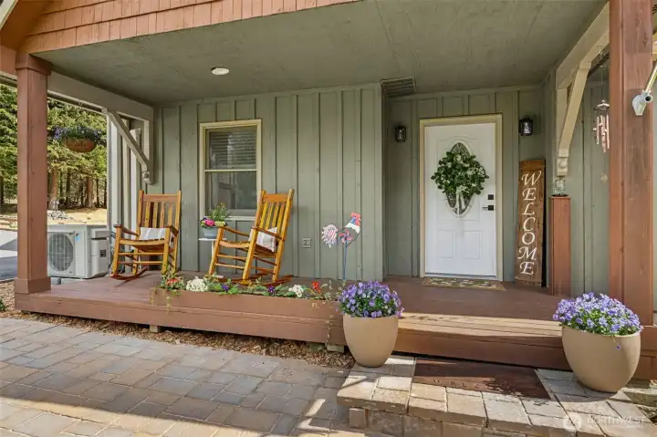 Cozy Front Porch