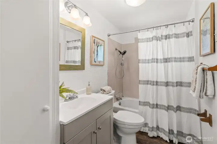 1209 Wheeler St S, Tacoma, WA 98444-3843