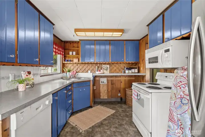 Kitchen  1209 Wheeler St S, Tacoma, WA 98444-3843