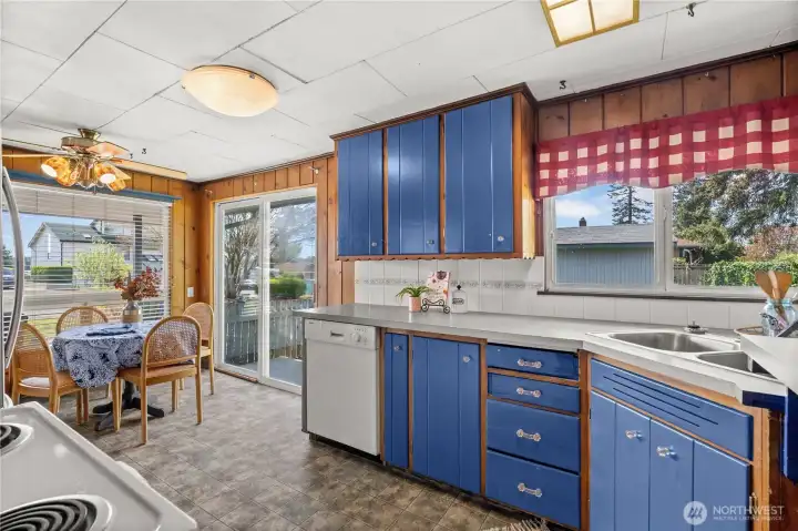 1209 Wheeler St S, Tacoma, WA 98444-3843