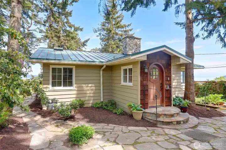 Main home is 1150 square feet with 2 bedrooms and one full bathroom...