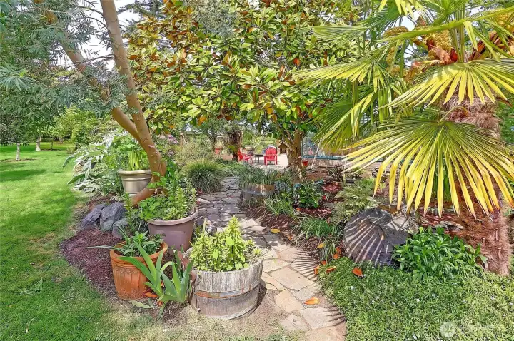 Thoughtfully designed a gardener's delight..