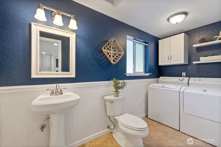 Beautiful half bath with washer & dryer Beautiful half bath with washer & dryer