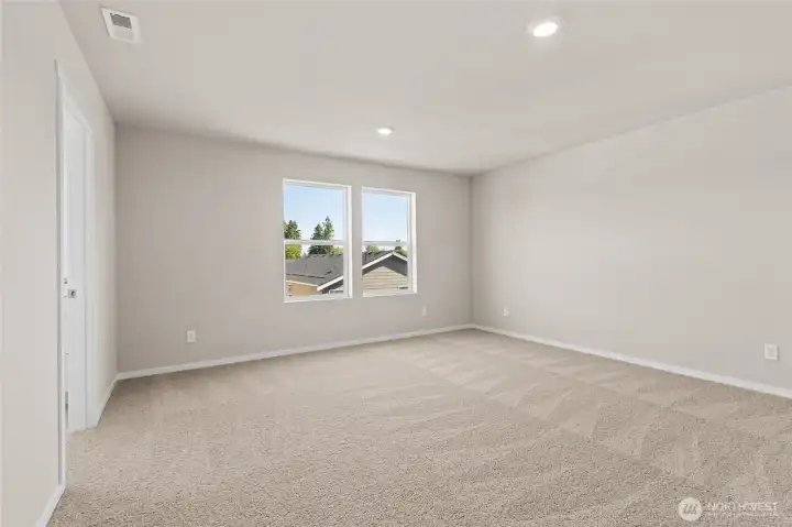Primary Retreat. Finishes and options will vary. Primary Retreat. Finishes and options will vary.