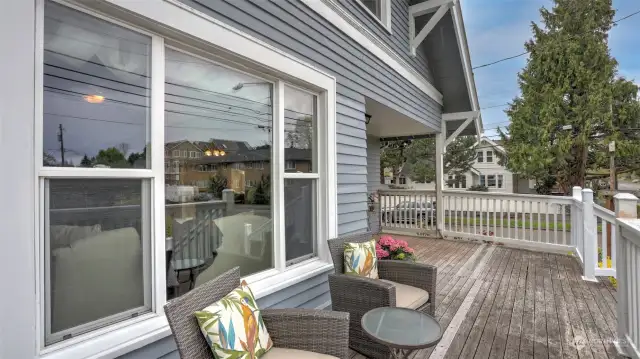 Enjoy your morning coffee sitting on the large front deck overlooking the neighborhood.