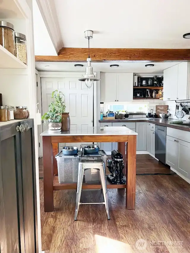 Dining space in kitchen