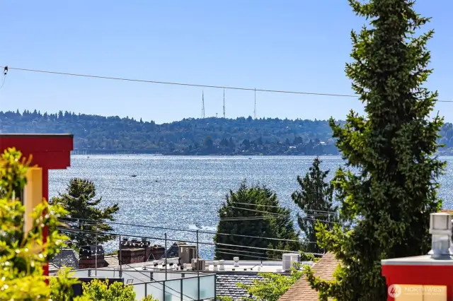 Beautiful Lake Washington.