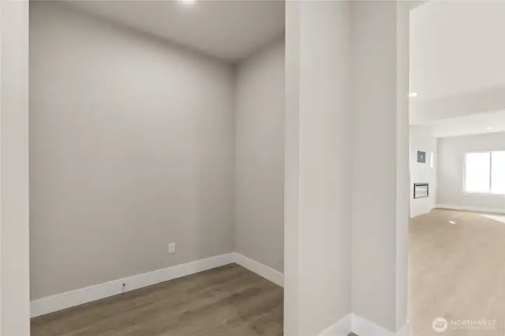 Photos are for representation only.  Features, colors, and selections may differ from photograph. See site agent for details.