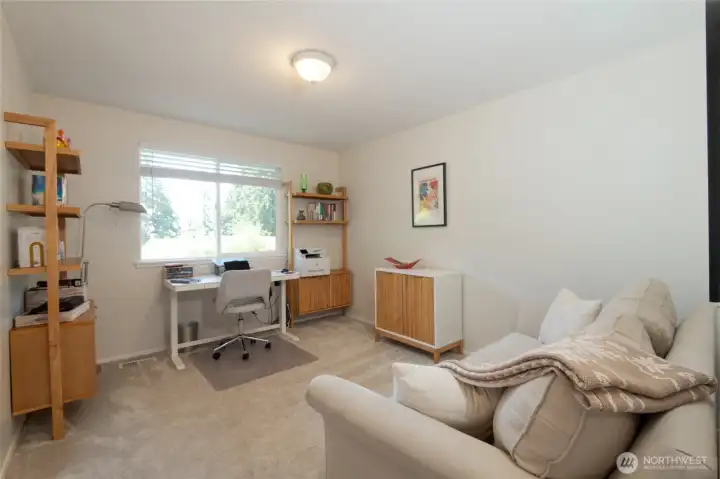 Office/second bedroom