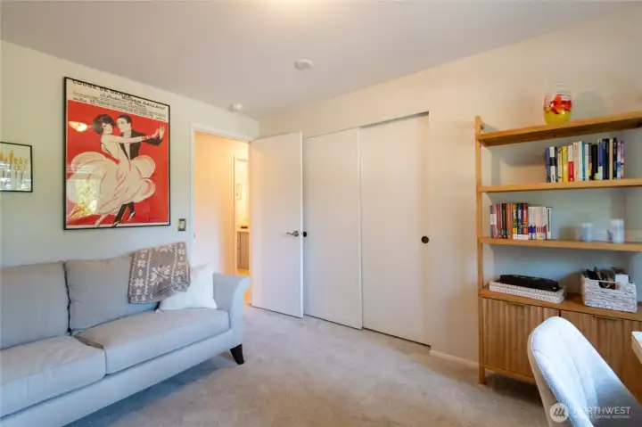 Office/guest room with sofa bed