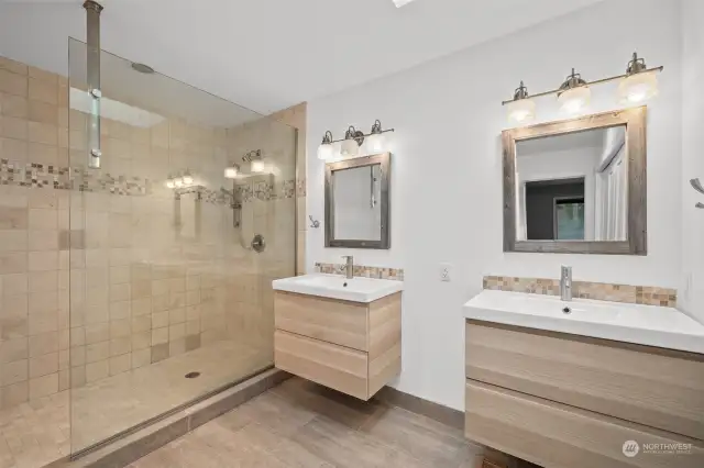 Remodeled Prime bath with oversized shower & double vanities