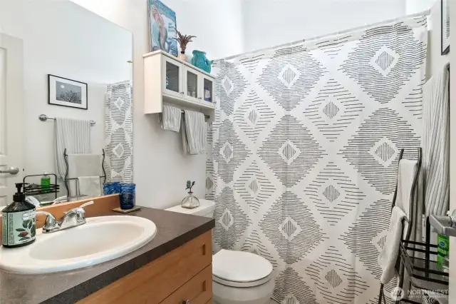 guest full bath