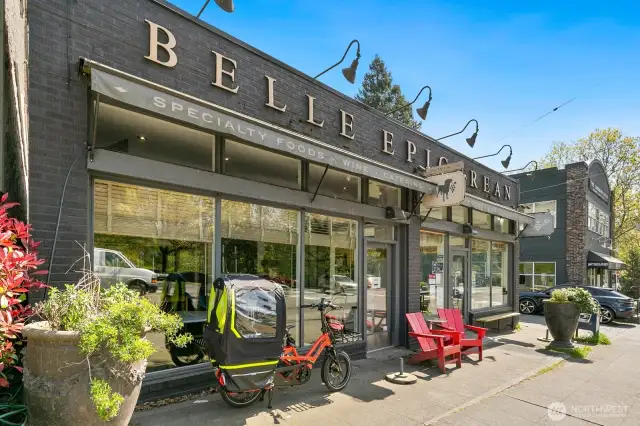 A stop at Belle Epicurean is a must before embarking on a walk through the Arboretum!