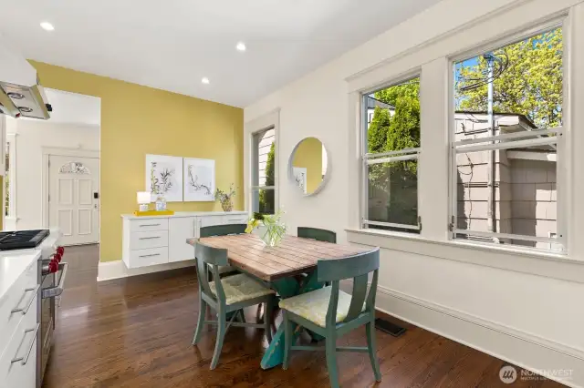 Dining room seating for six (more has been had for sure!) TV for catching your favorite sports events!