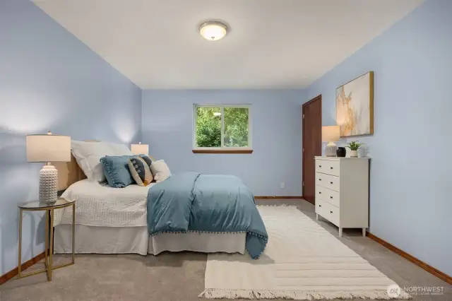 The 2nd bedroom upstairs