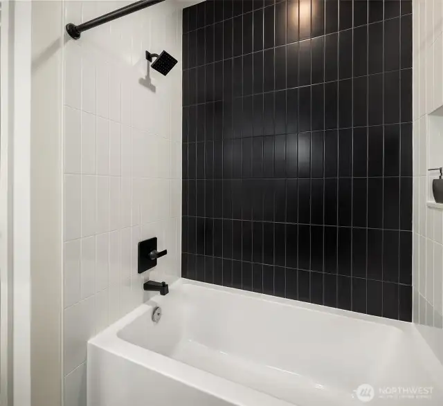 Lovey tile finish, tuxedo style!