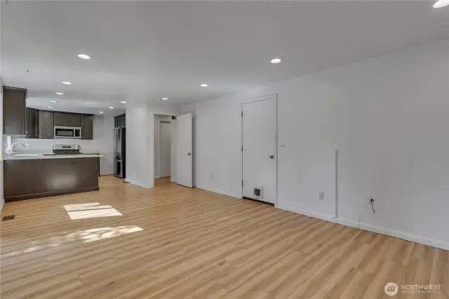 living room/dining room