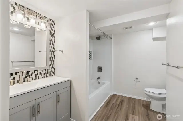 Lower Level Full Bathroom