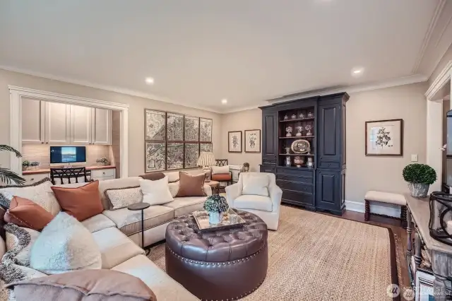 lots of wall space to show off your art collection