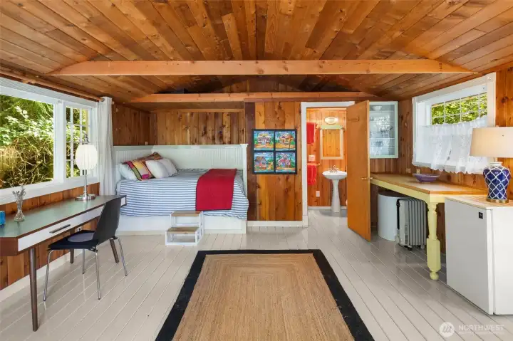 Guest cottage