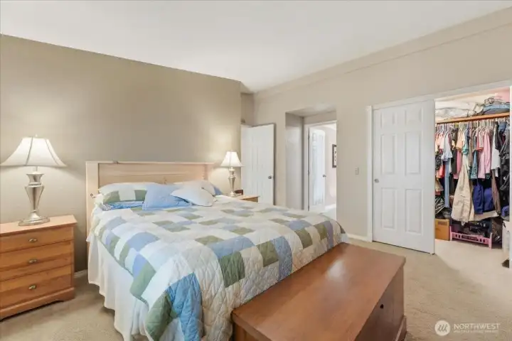 Owner's Suite WI Closet