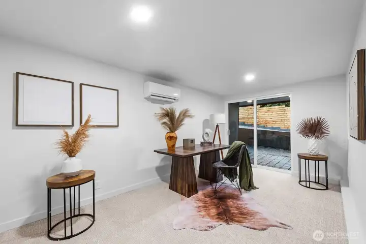 Lower level 4th   bedroom / office