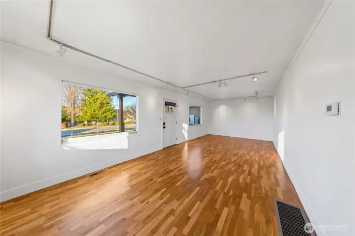 oversized view windows