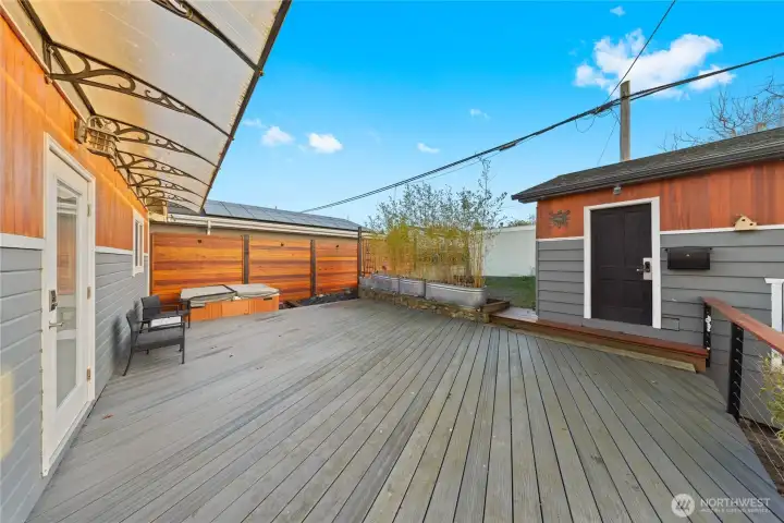 Large trex deck with hot tub