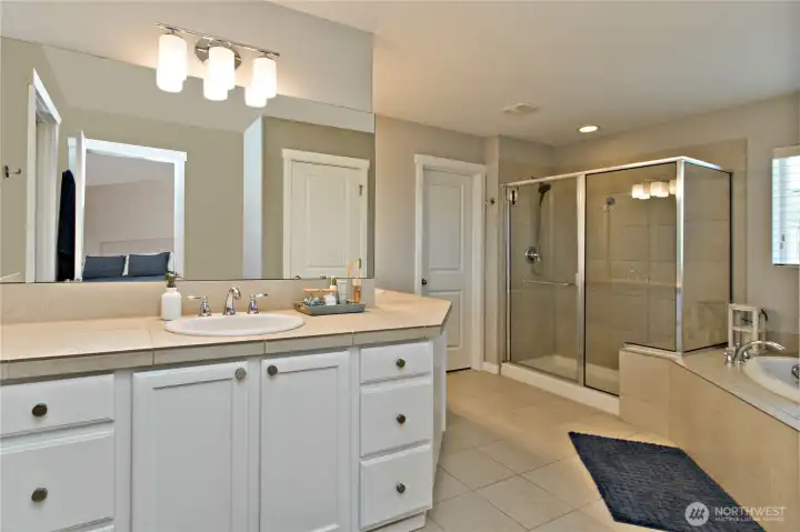 Double Sinks and lots of storage