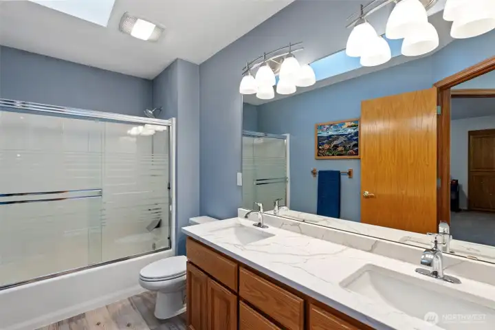 Full Bathroom upstairs
