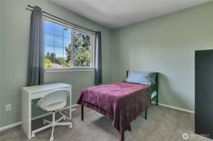 Additional secondary bedroom