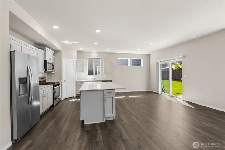Photo rendering is representational and may be virtually staged. Actual home is under construction and finishes, elevation, and paint colors may vary. See site agent for details.