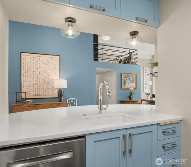 Gleaming quartz counters....
