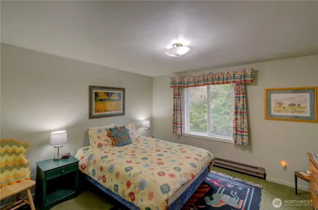 Upstairs bedroom #2