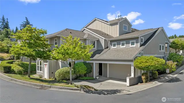 Welcome home to this STUNNING Condo. 2 Bedroom PLUS a Den/Office. 2 Car Garage and a Level Entry.