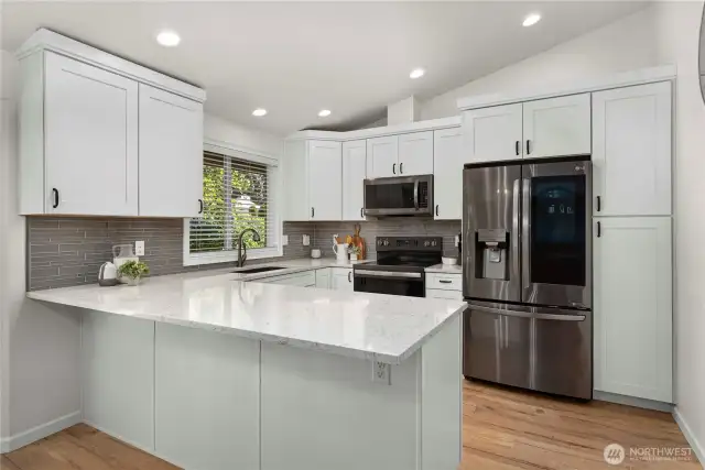 A stunningly updated kitchen!