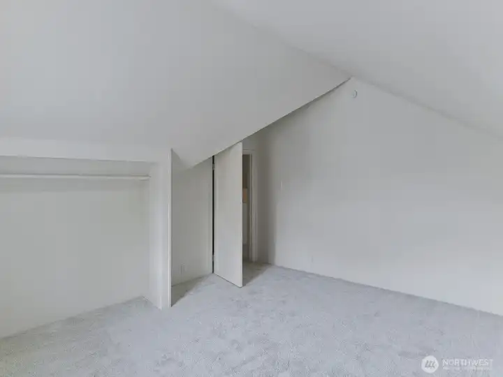 two twin upstairs bedrooms