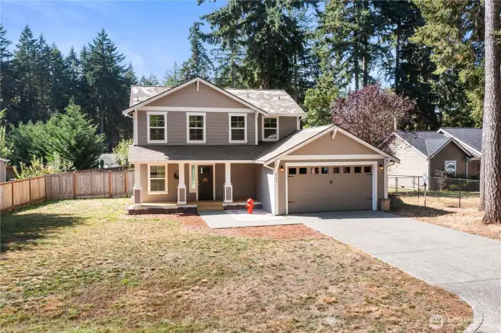 Make this your New Home. The Fire Hydrant is just Decoration not anything hooked up.
