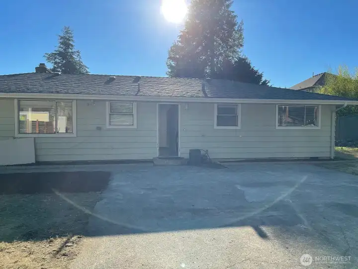 8038 116th Ave SE Pictures before tenants