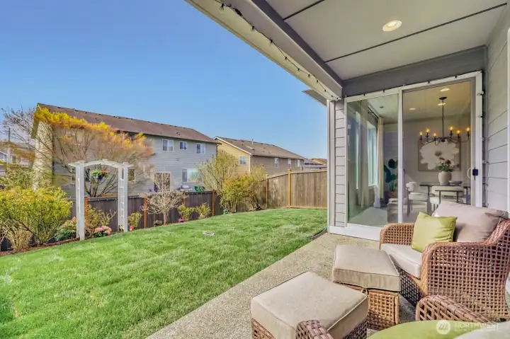 Beautiful Backyard for Seattle sunny days!!