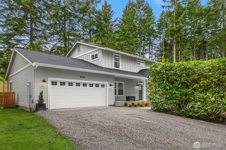 A home that offers space, light, and a true connection to its surroundings—set within a community that people come to for a reason, and stay for the same one.