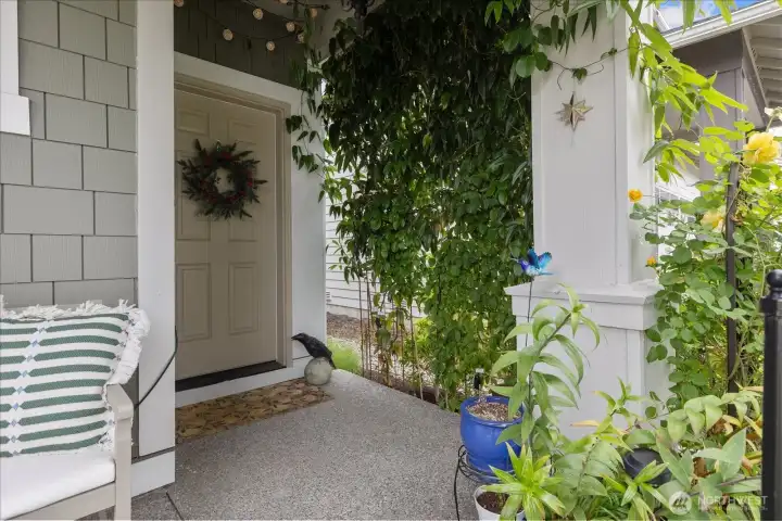 Beautiful front porch. Beautiful front porch.