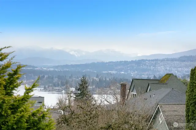View of Bellevue/Cascades