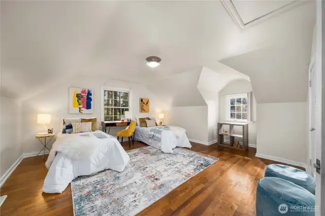 2nd floor bedroom 4
