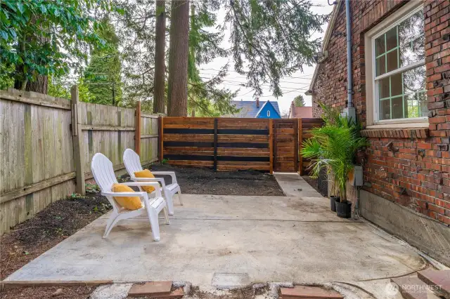 Side patio